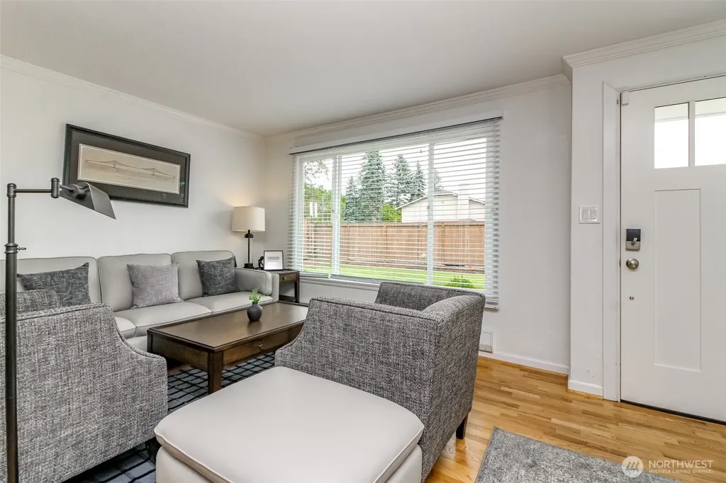 9610 Oak Lane SW Lakewood WA 98499