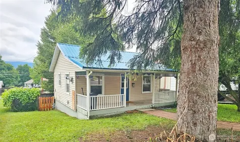308 S Hofstetter Street Colville WA 99114