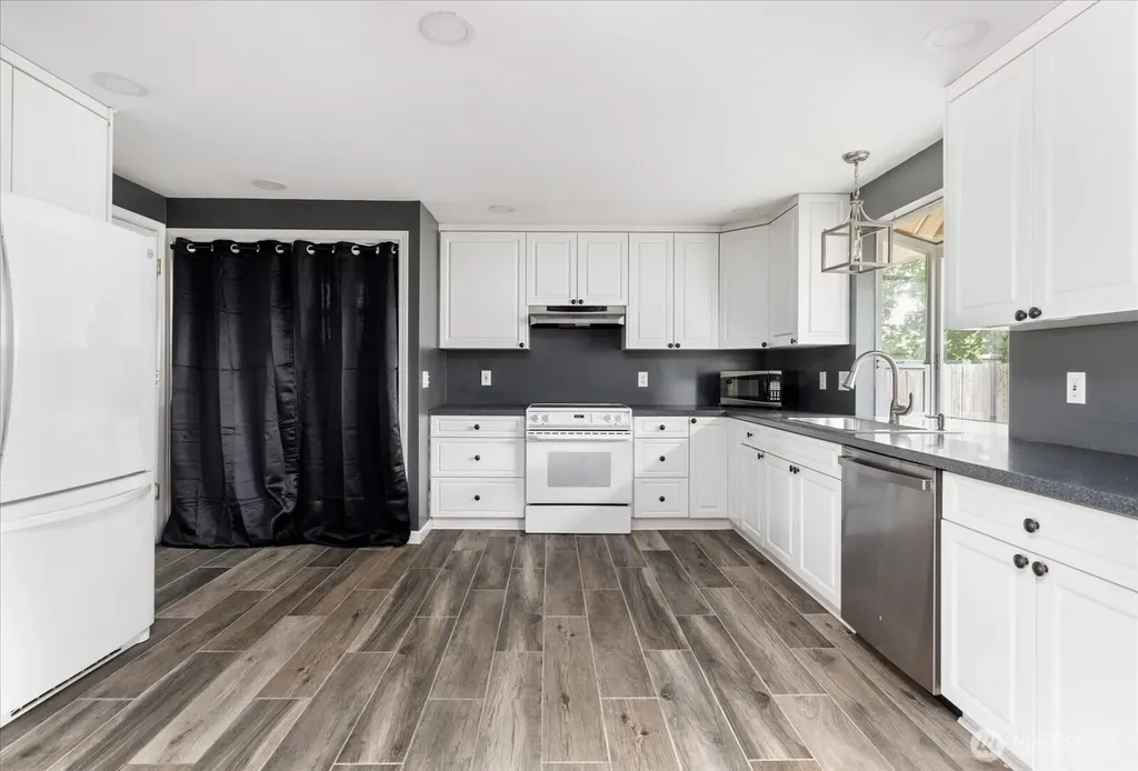672 SE 4th Avenue Oak Harbor WA 98277
