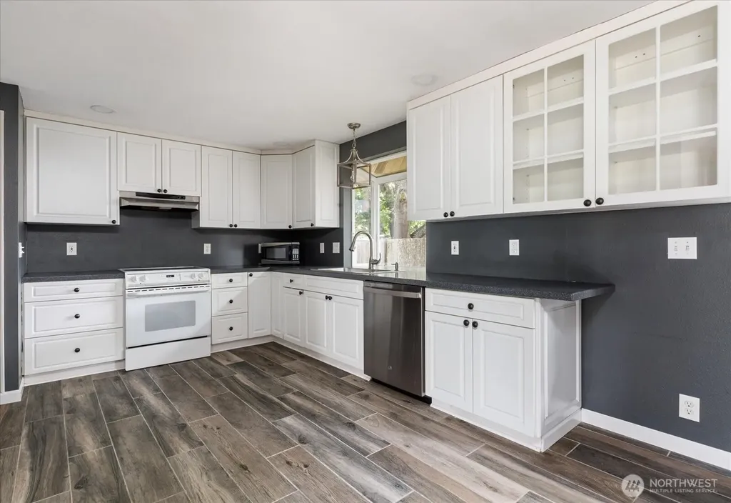 672 SE 4th Avenue Oak Harbor WA 98277