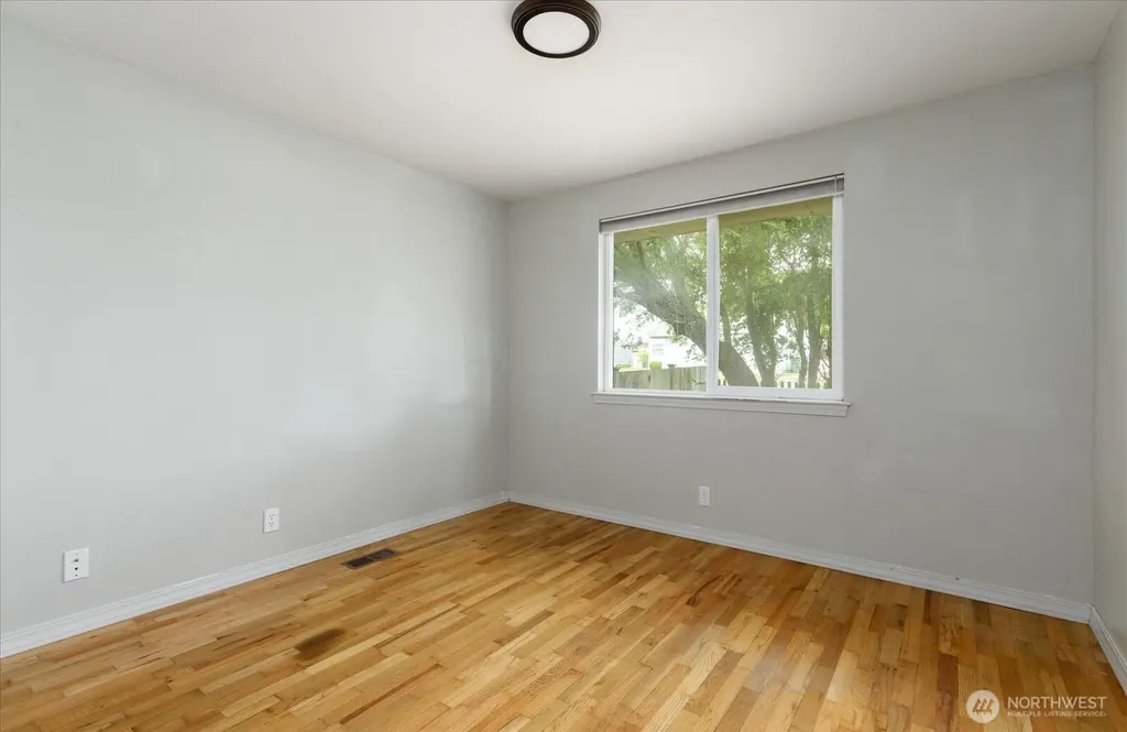 672 SE 4th Avenue Oak Harbor WA 98277