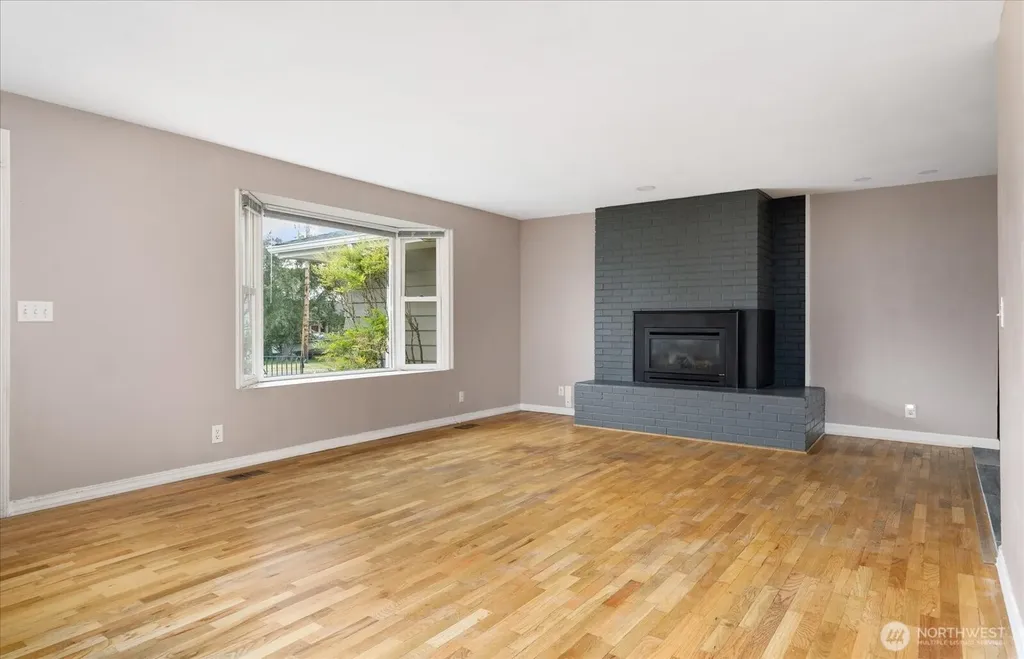 672 SE 4th Avenue Oak Harbor WA 98277