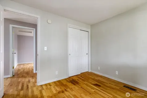 672 SE 4th Avenue Oak Harbor WA 98277