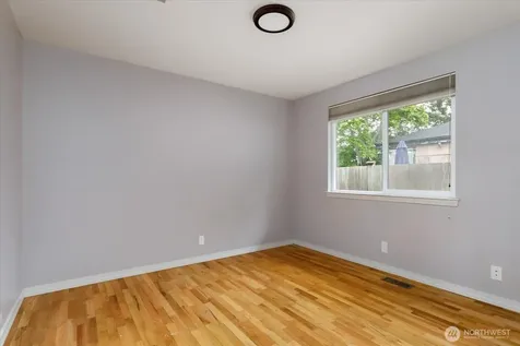 672 SE 4th Avenue Oak Harbor WA 98277