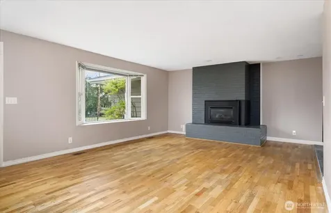 672 SE 4th Avenue Oak Harbor WA 98277