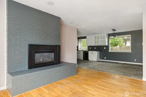 672 SE 4th Avenue Oak Harbor WA 98277