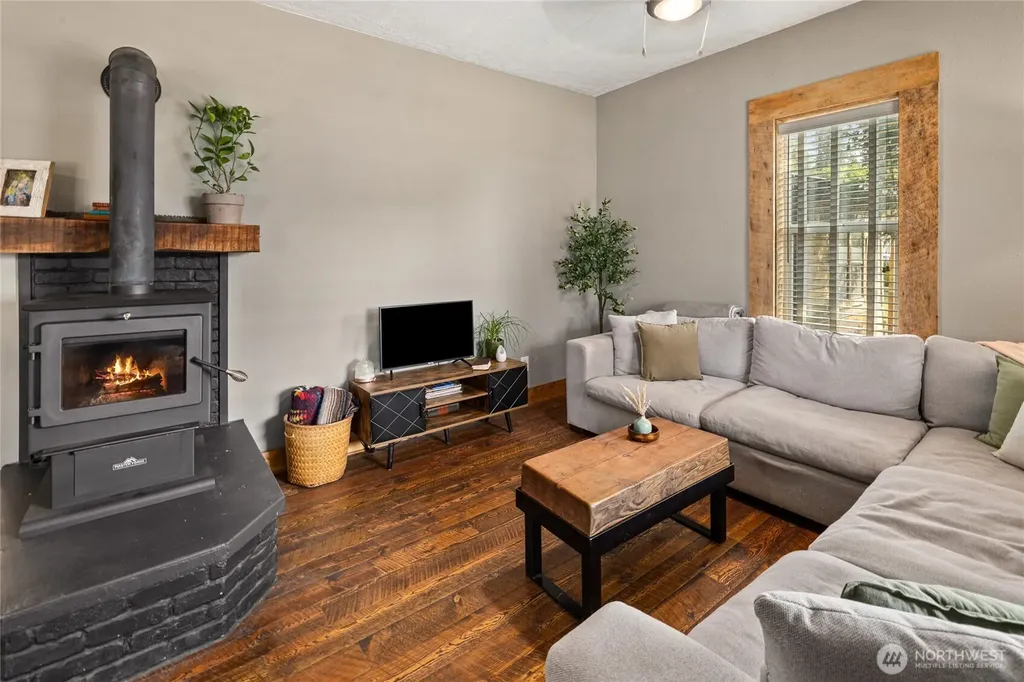 409 W Alaska Avenue Roslyn WA 98941