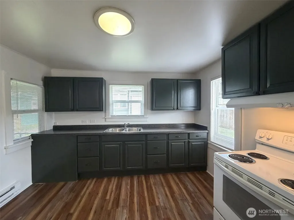 2519 Baker Avenue Everett WA 98201