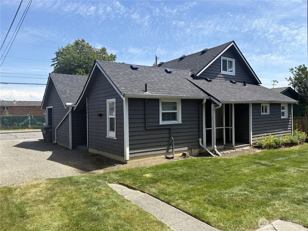 2519 Baker Avenue Everett WA 98201