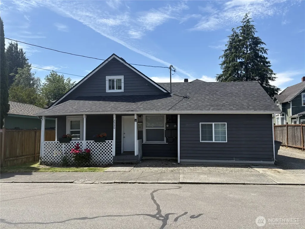 2519 Baker Avenue Everett WA 98201