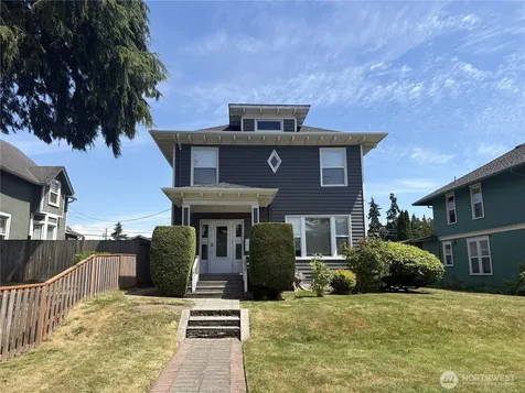 2519 Baker Avenue Everett WA 98201