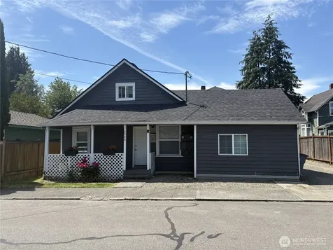 2519 Baker Avenue Everett WA 98201
