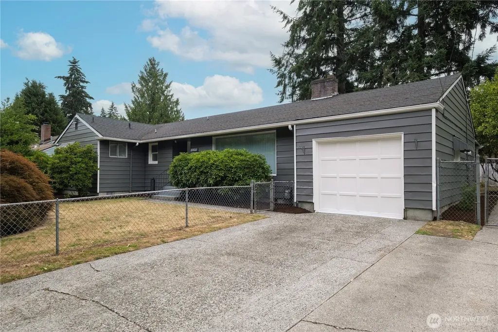 8408 121st Street SW Lakewood WA 98498