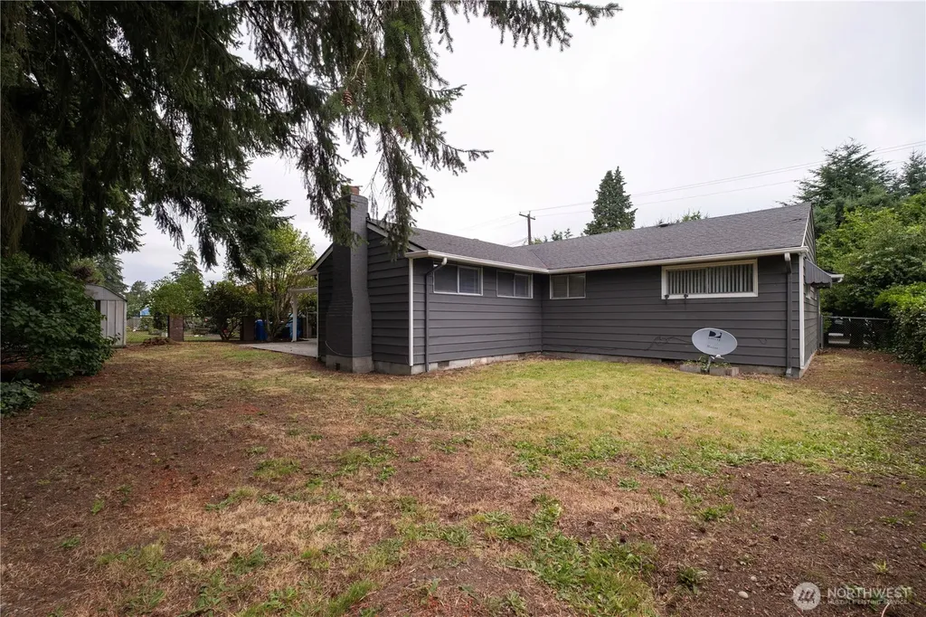 8408 121st Street SW Lakewood WA 98498