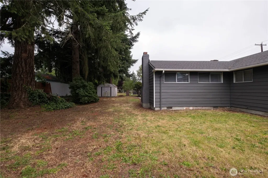 8408 121st Street SW Lakewood WA 98498