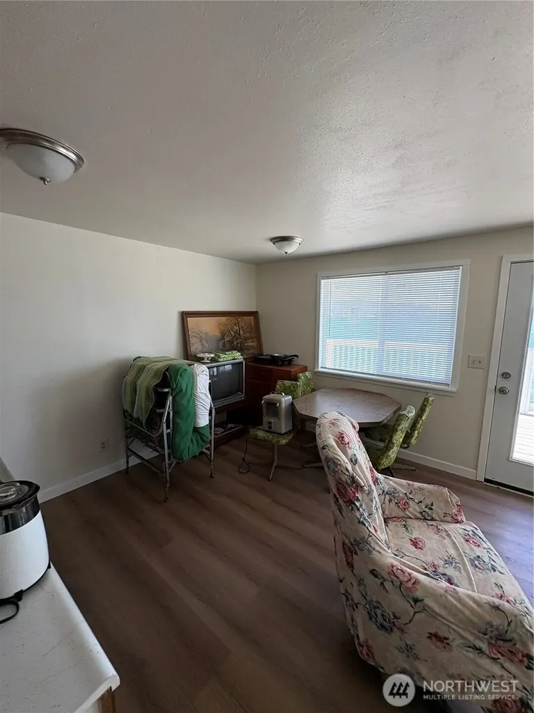 22600 N Us Highway 101 Shelton WA 98584