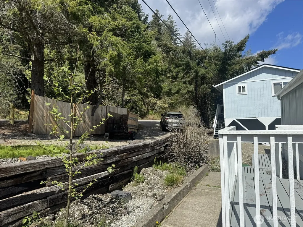 22600 N Us Highway 101 Shelton WA 98584