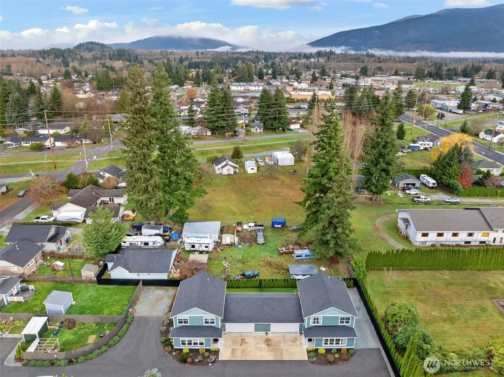 529 Ball Street Sedro Woolley WA 98284