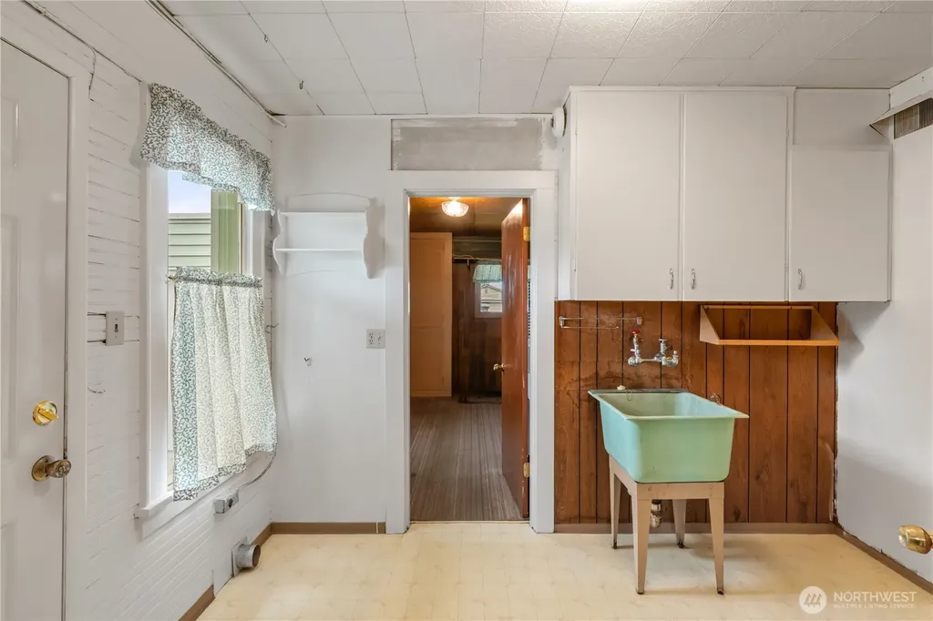 1607 Morgan Street Aberdeen WA 98520