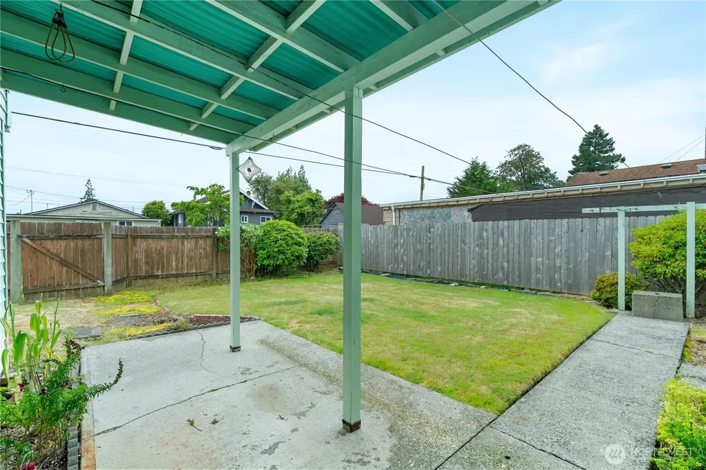 1607 Morgan Street Aberdeen WA 98520
