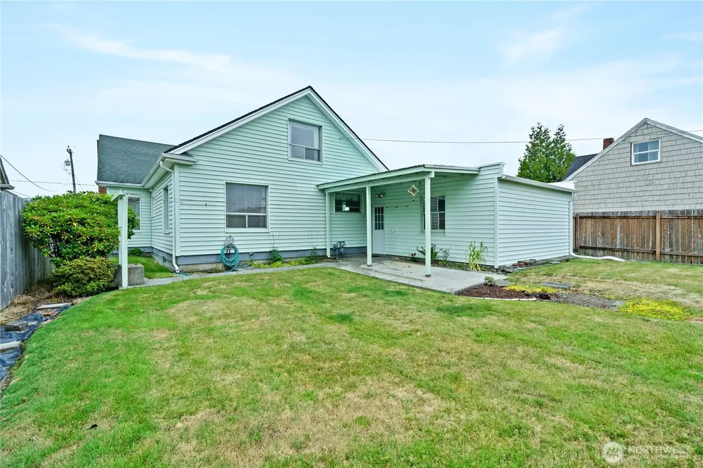1607 Morgan Street Aberdeen WA 98520