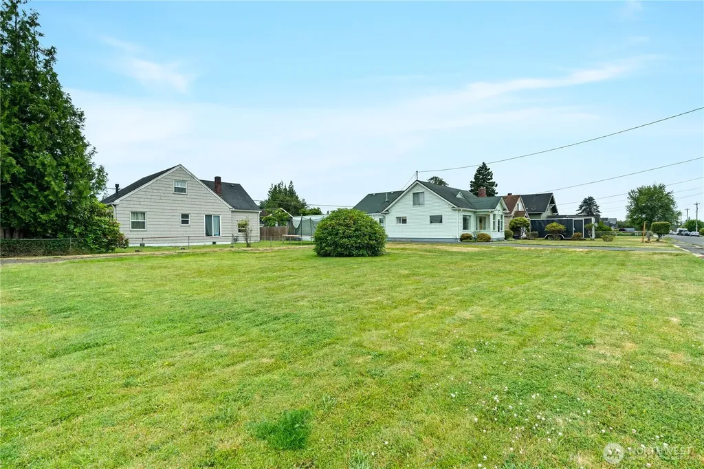 1607 Morgan Street Aberdeen WA 98520