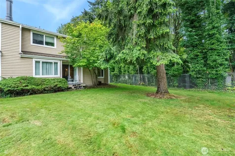 23815 12th Place S Des Moines WA 98198