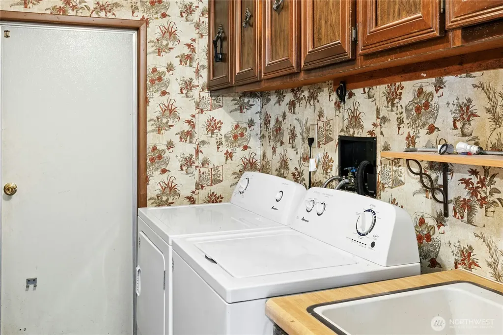 801 Walker Avenue Oak Harbor WA 98277