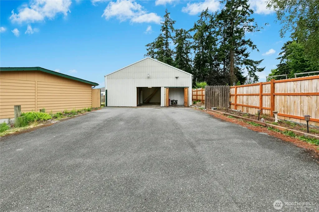 801 Walker Avenue Oak Harbor WA 98277