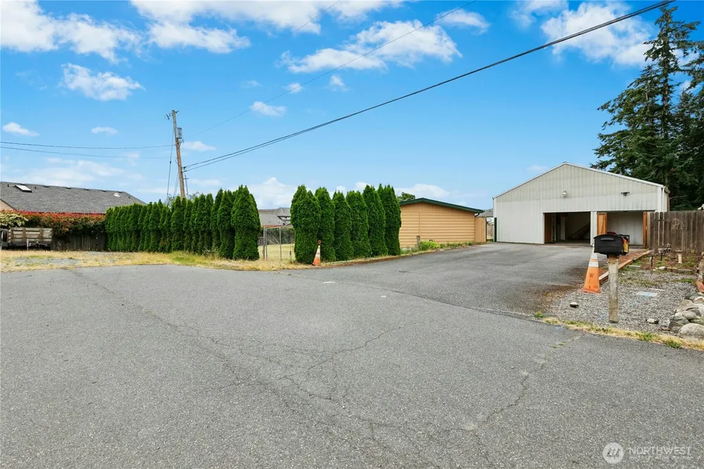 801 Walker Avenue Oak Harbor WA 98277