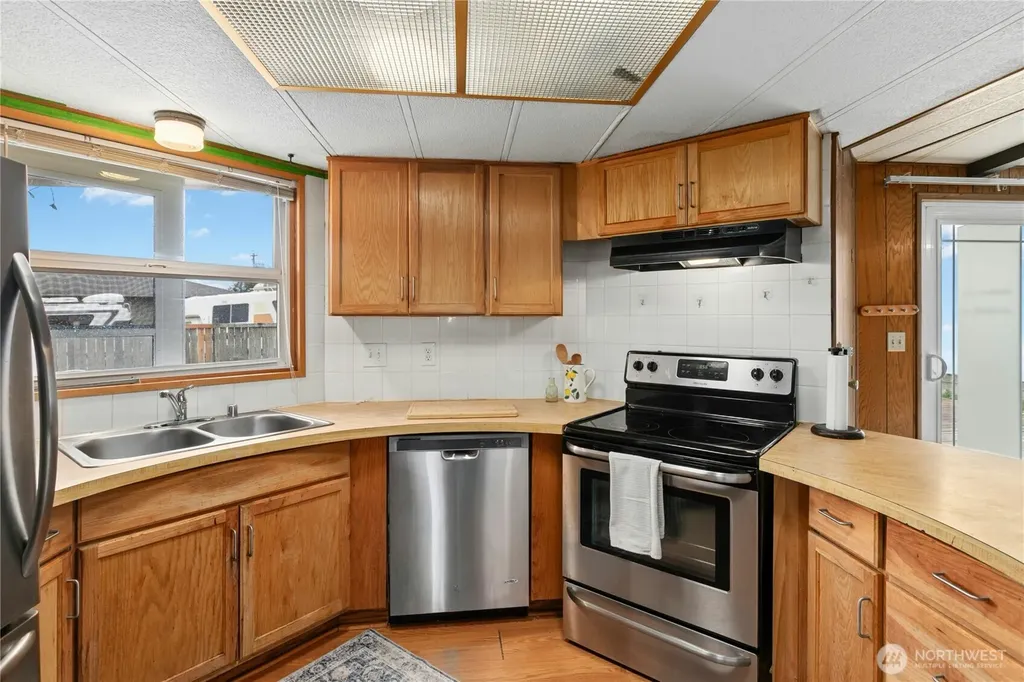 801 Walker Avenue Oak Harbor WA 98277