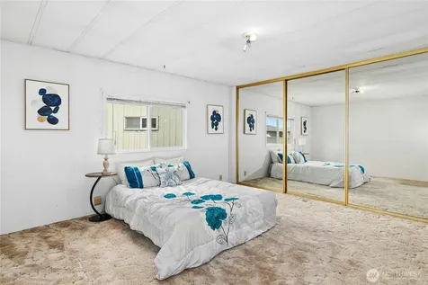 801 Walker Avenue Oak Harbor WA 98277