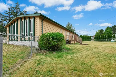 801 Walker Avenue Oak Harbor WA 98277