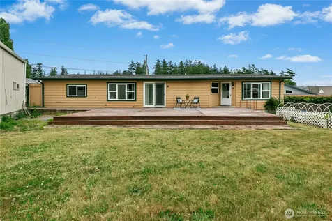 801 Walker Avenue Oak Harbor WA 98277