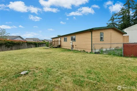 801 Walker Avenue Oak Harbor WA 98277