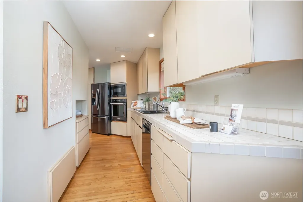 6921 120th Street NW Gig Harbor WA 98332