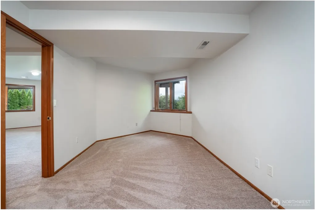 6921 120th Street NW Gig Harbor WA 98332