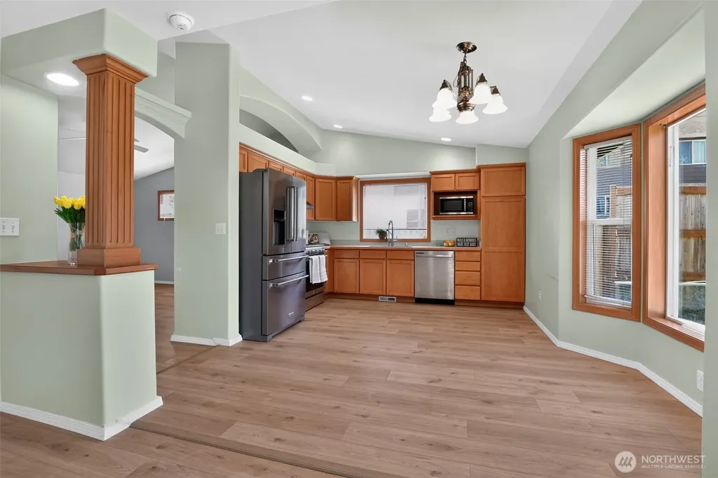 449 Dallas Street Mount Vernon WA 98274