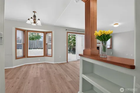 449 Dallas Street Mount Vernon WA 98274