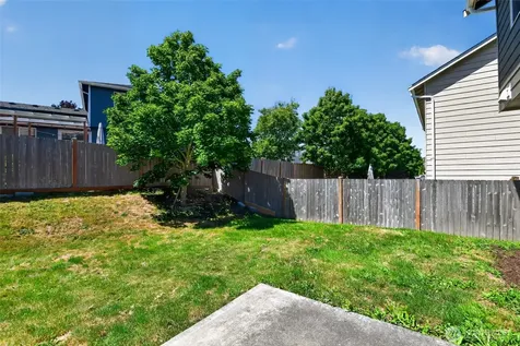 449 Dallas Street Mount Vernon WA 98274