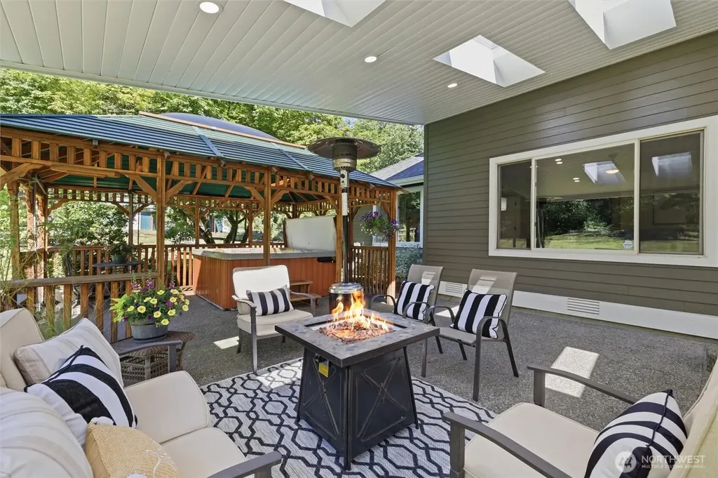 20919 SE 213th Street Maple Valley WA 98038
