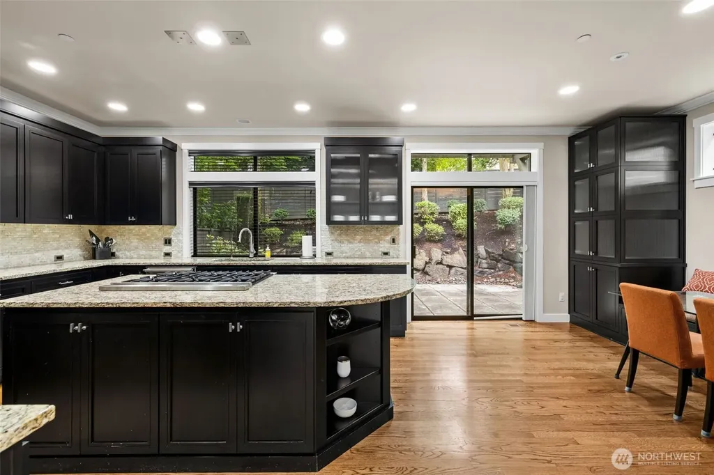 1824 Market Street Kirkland WA 98003