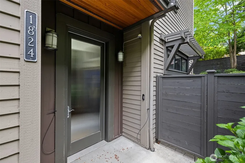 1824 Market Street Kirkland WA 98003