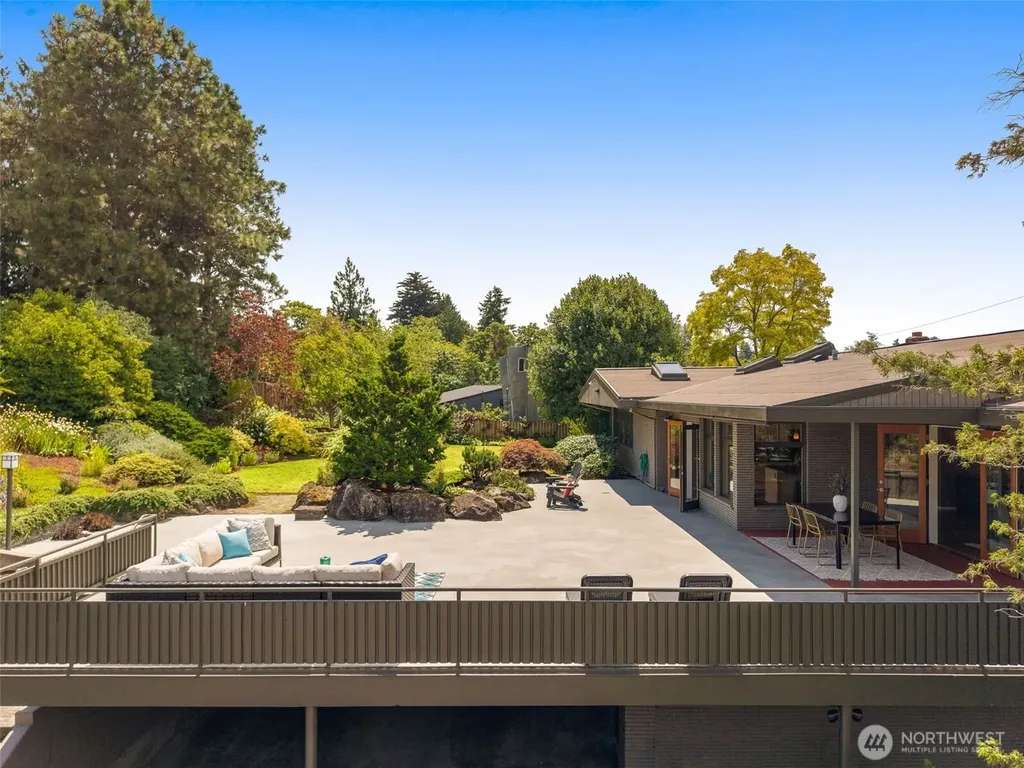 4204 47th Avenue S Seattle WA 98118