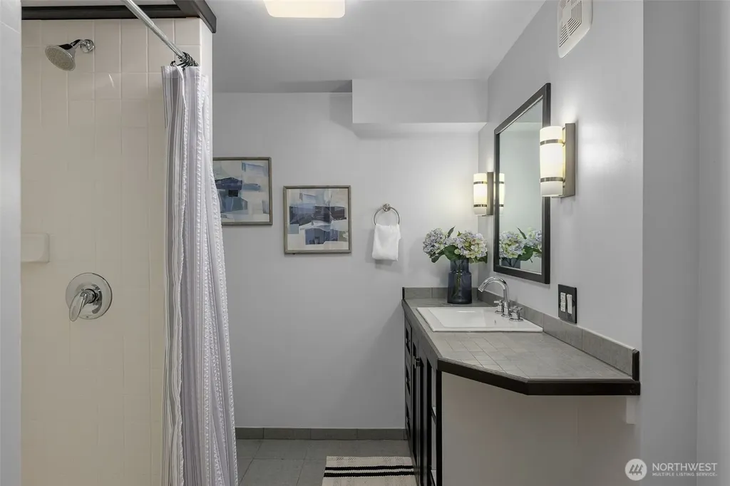 4204 47th Avenue S Seattle WA 98118