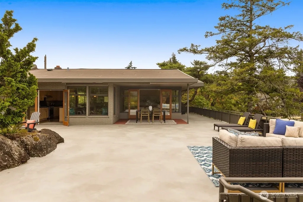 4204 47th Avenue S Seattle WA 98118