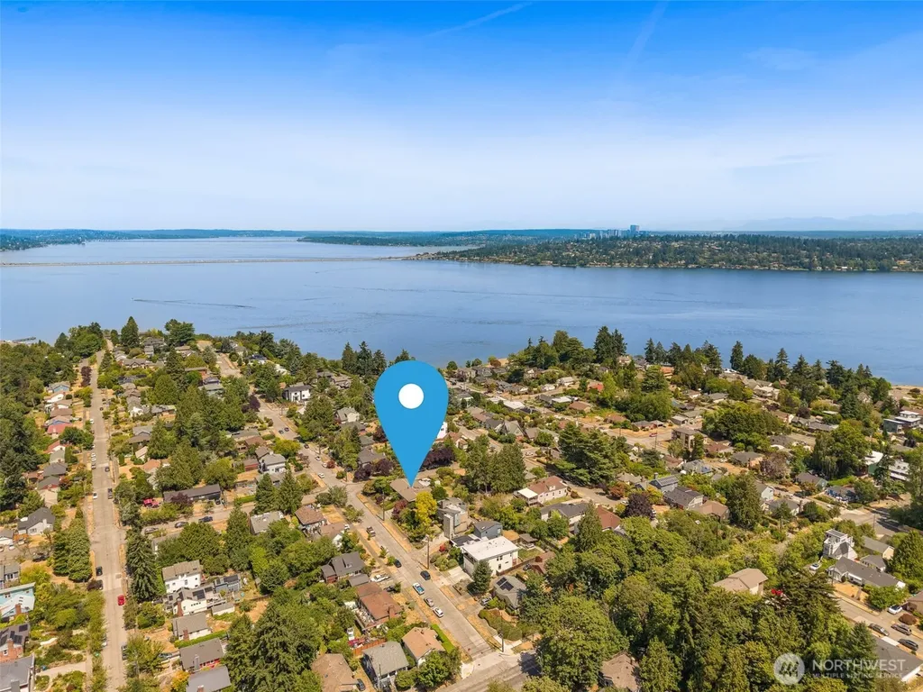 4204 47th Avenue S Seattle WA 98118
