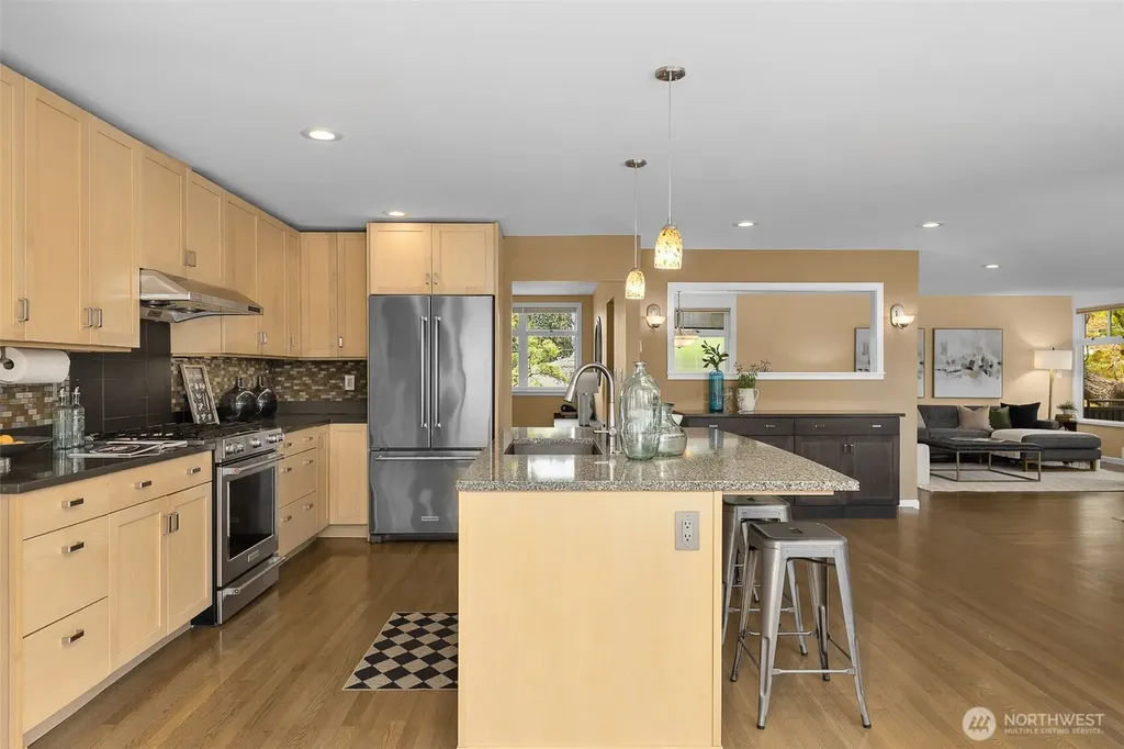4204 47th Avenue S Seattle WA 98118