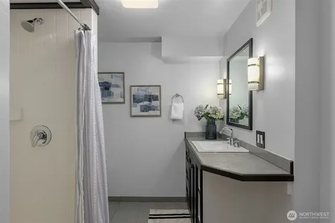 4204 47th Avenue S Seattle WA 98118