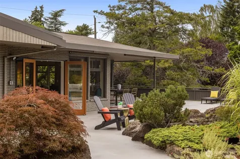 4204 47th Avenue S Seattle WA 98118